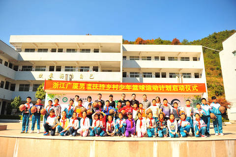 1510801938191528Ltce.jpg 5330e3508299b26996b6385879e5ed29cfdabb4f_size307_w1000_h666.jpg